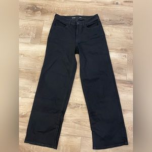Old Navy black Wow Wide Leg High rise jeans. Size 10.